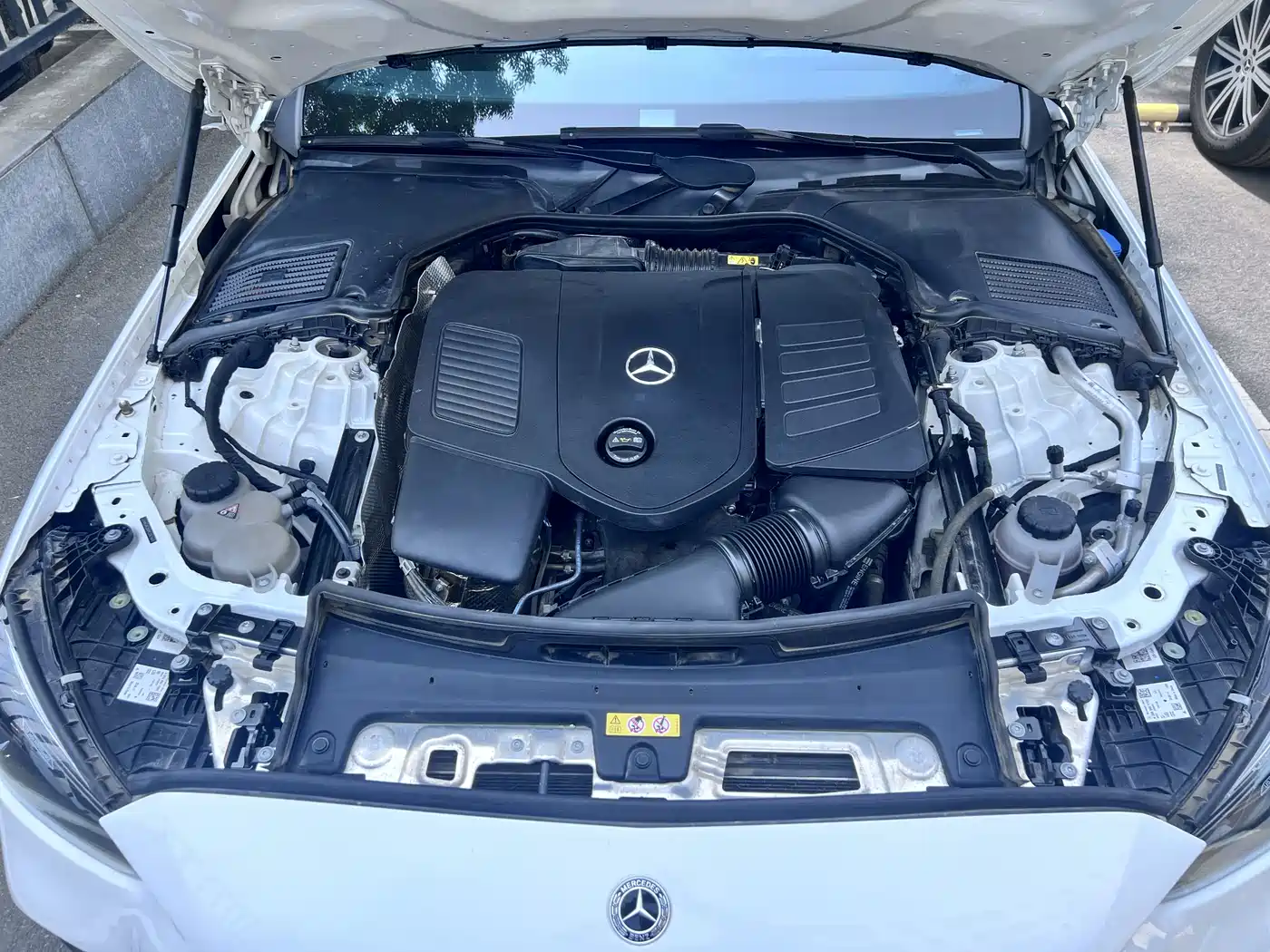 Mercedes-Benz C-Class 2023 Facelift C 260 L Sport Edition фото 4