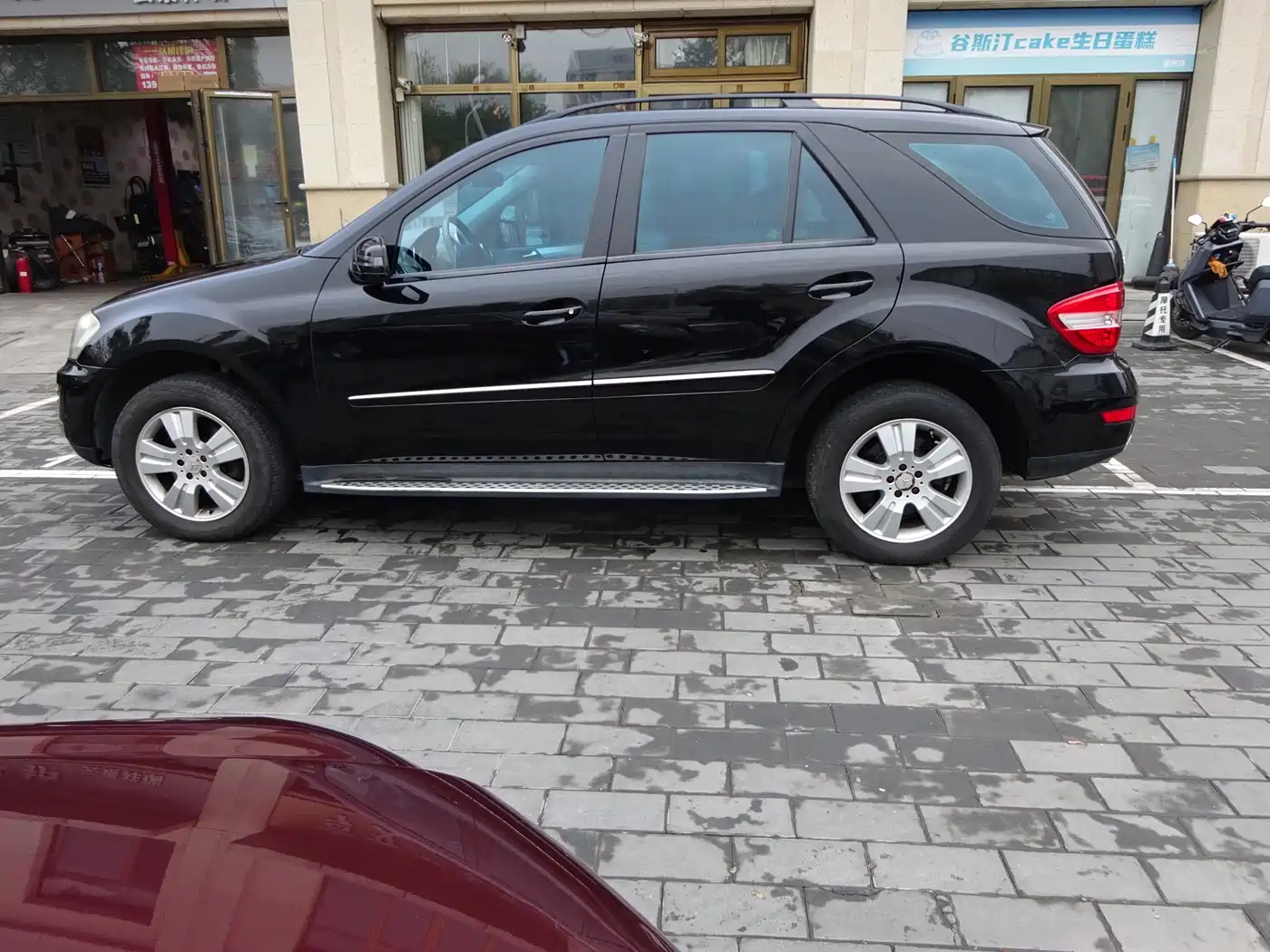 Mercedes-Benz M-Class 2010 ML 300 4MATIC фото 22
