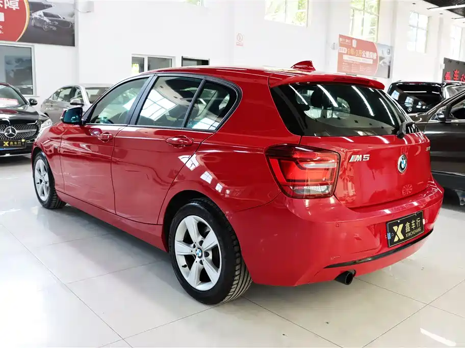 BMW 1 Series (Import) 2013 Facelift 118i Sport Model фото 7