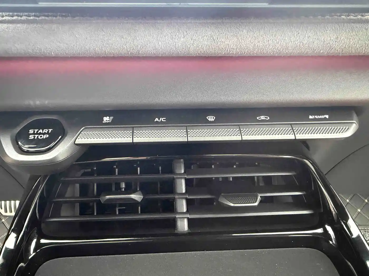 Changan UNI-V 2025 2025 2.0T Sport Version