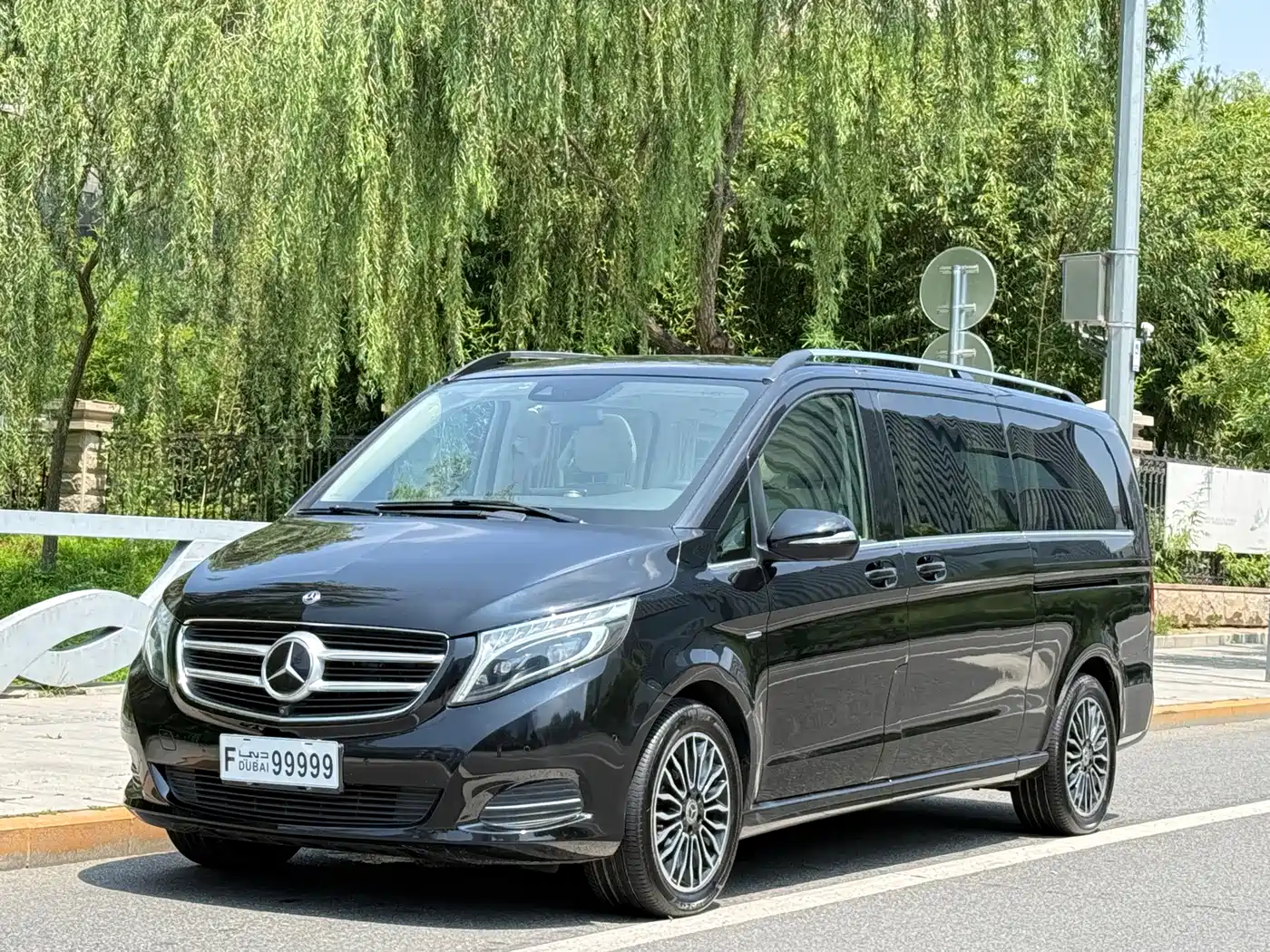 Mercedes-Benz V-Class 2018 V 260 L Premium Long Version China V