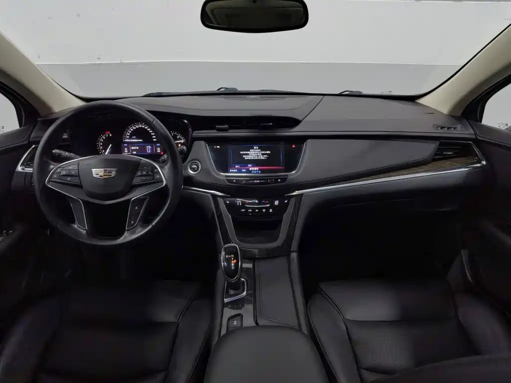 Cadillac XT5 2016 2016 25T Luxury Model
