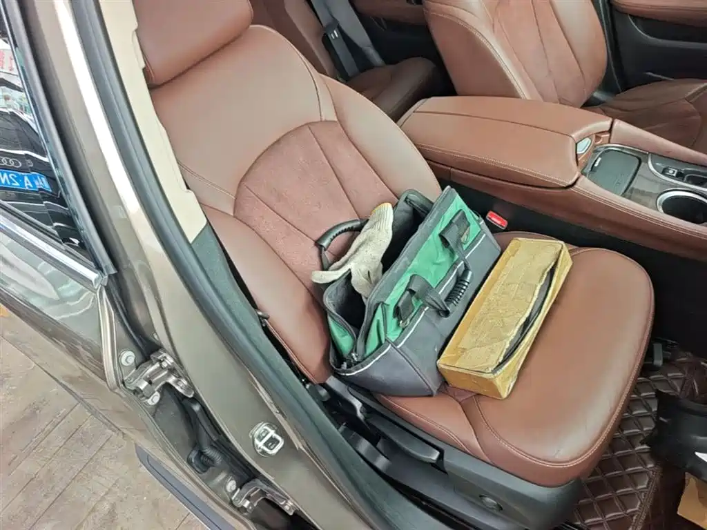 Buick Envision Plus 2017 28T AWD Elite фото 25