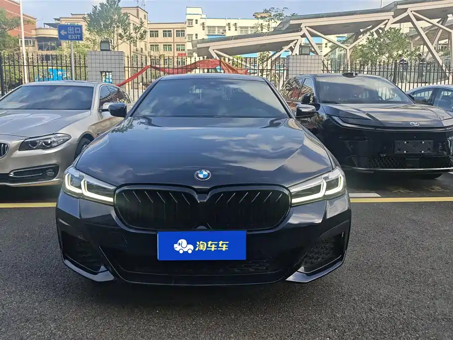 BMW 5 Series 2022 Facelift 530Li Leading M Sport Package фото 2
