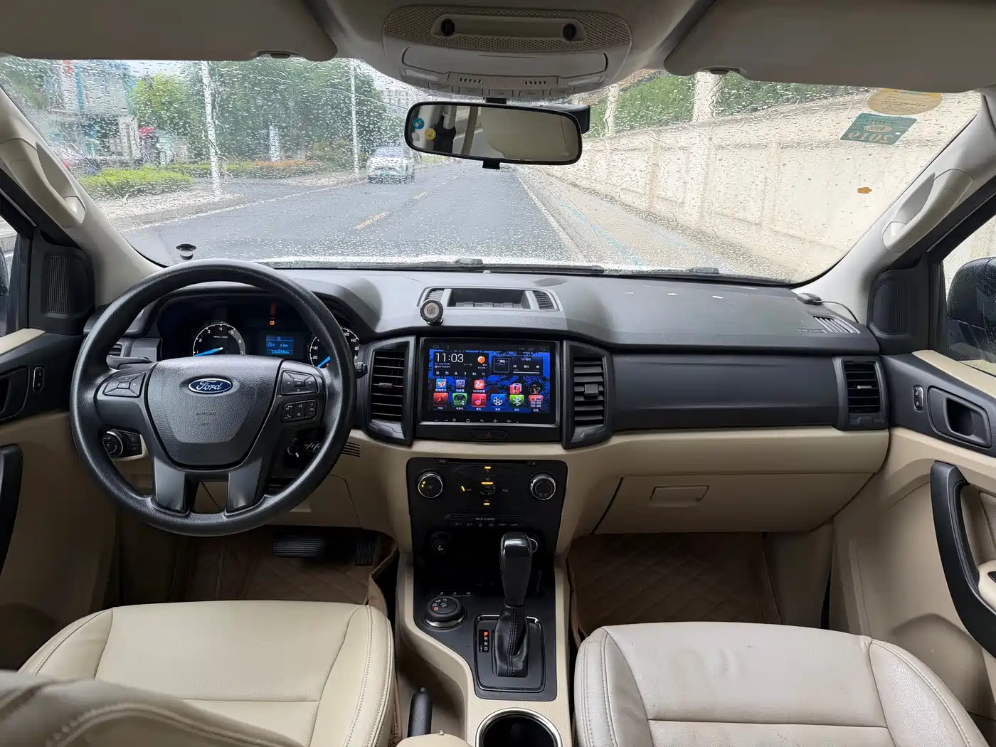 Ford Everest 2016 2.0T Gasoline Automatic 4WD Luxury Edition фото 9