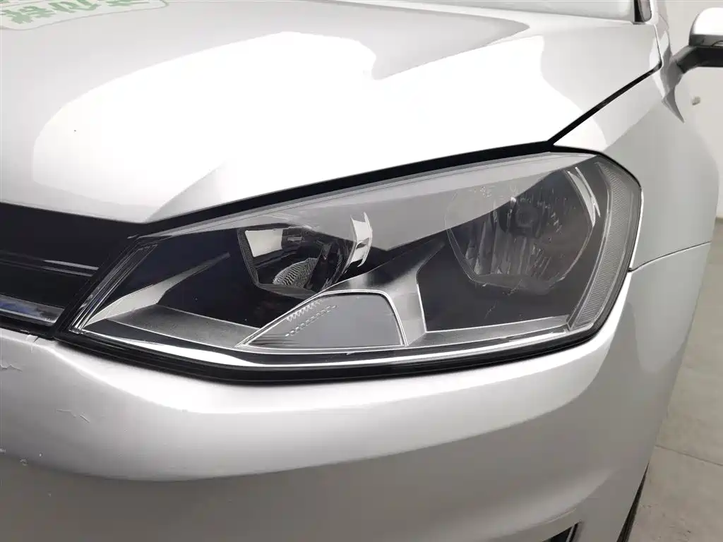 Volkswagen Golf 2016 1.6L Automatic Comfort фото 7