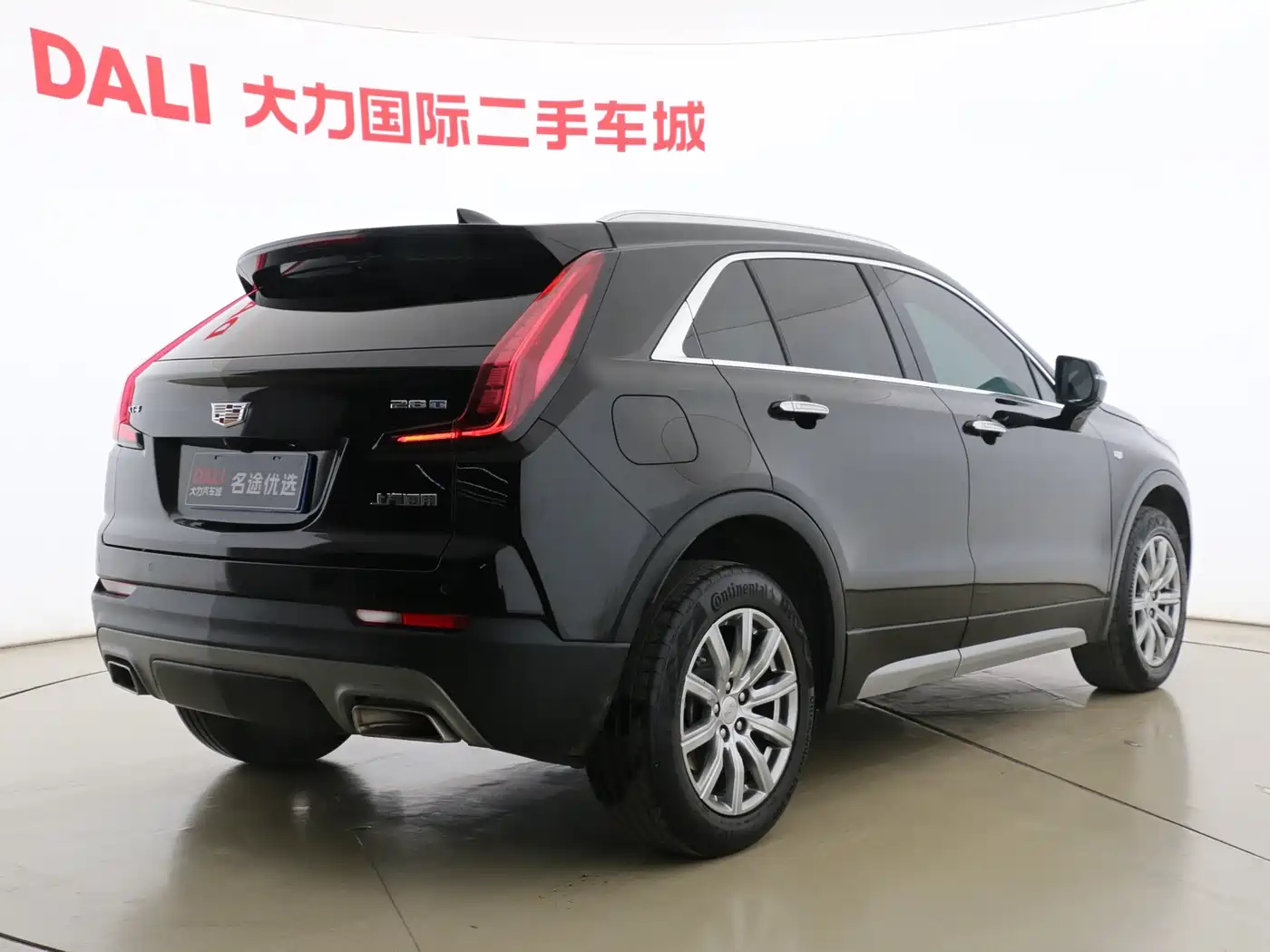 CADILLAC XT4