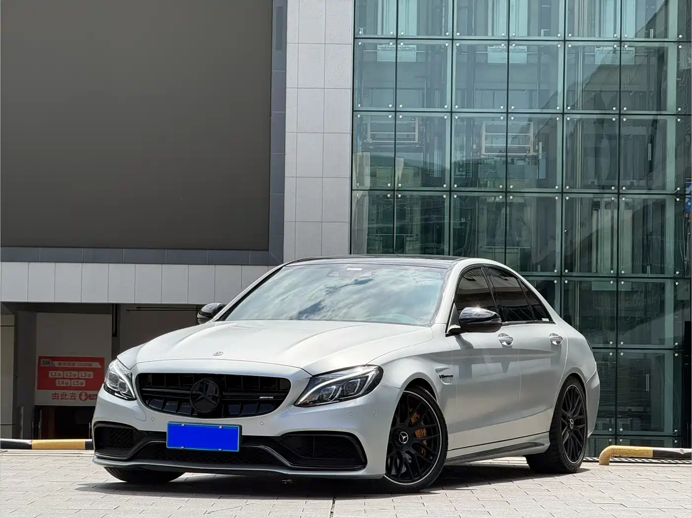 Mercedes-Benz C-Class AMG 2017 AMG C 63 S