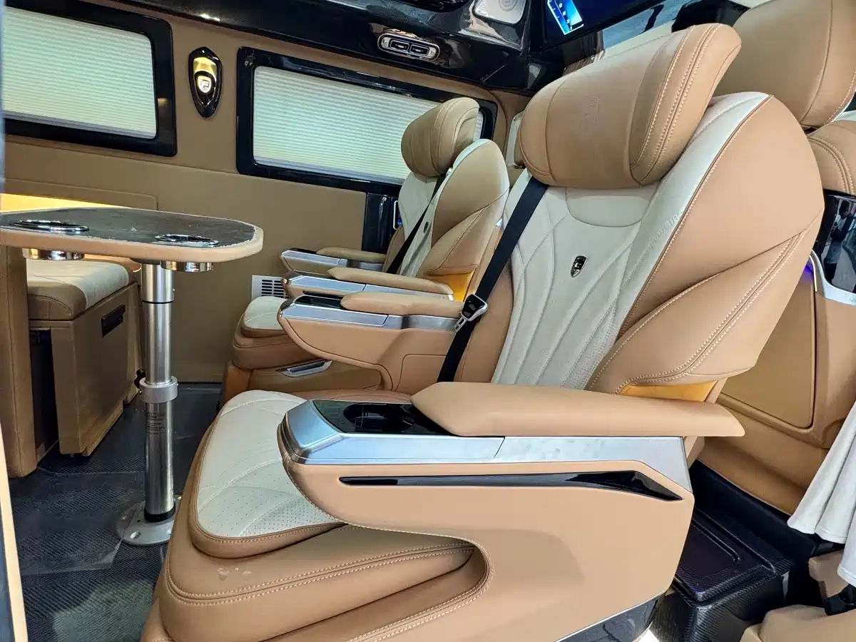 Ford Transit 2023 Model 2.0T Petrol Automatic Multi-purpose Commercial Vehicle Medium Wheelbase Medium Roof 5/6 Seater фото 21