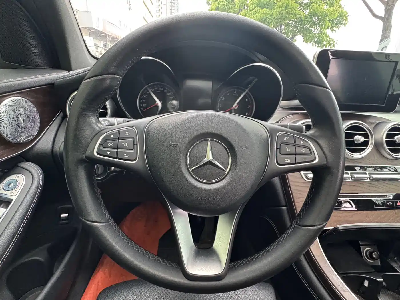 Mercedes-Benz GLC 2017 GLC 300 4MATIC Dynamic фото 7