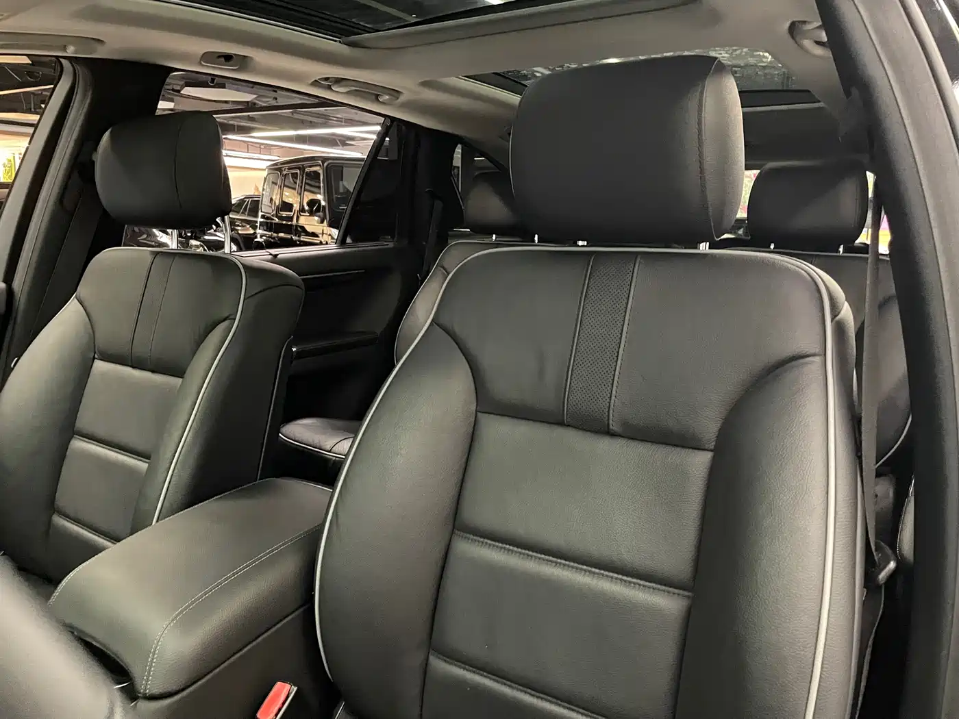 Mercedes-Benz R-Class 2017 R 320 4MATIC Business Collector's Edition фото 25