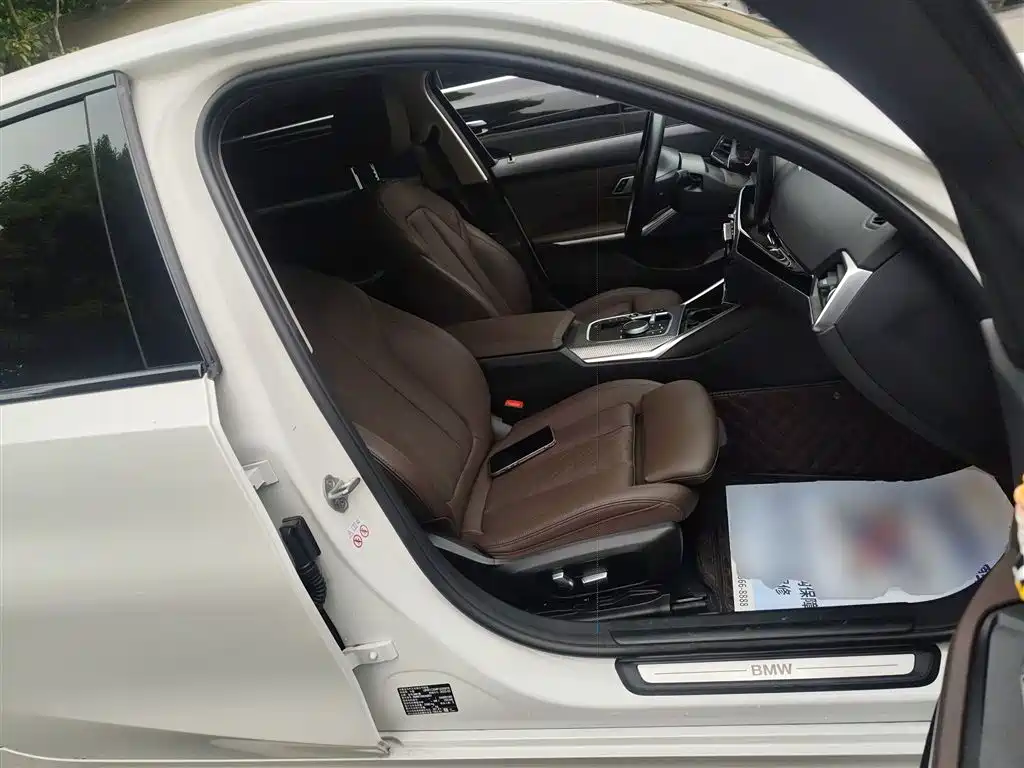 BMW i3 2023 eDrive 40 L Shadow Night Sport Package фото 25