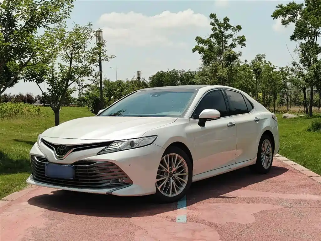 Toyota Camry 2018 2.5G Luxury Edition
