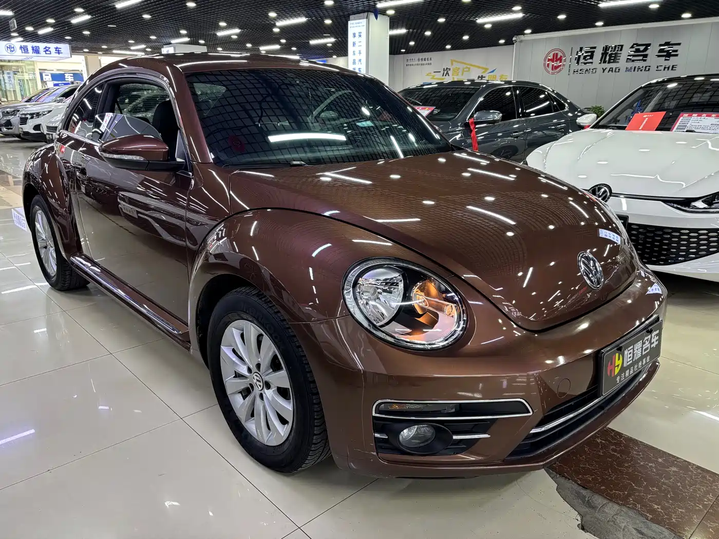 VOLKSWAGEN BEETLE