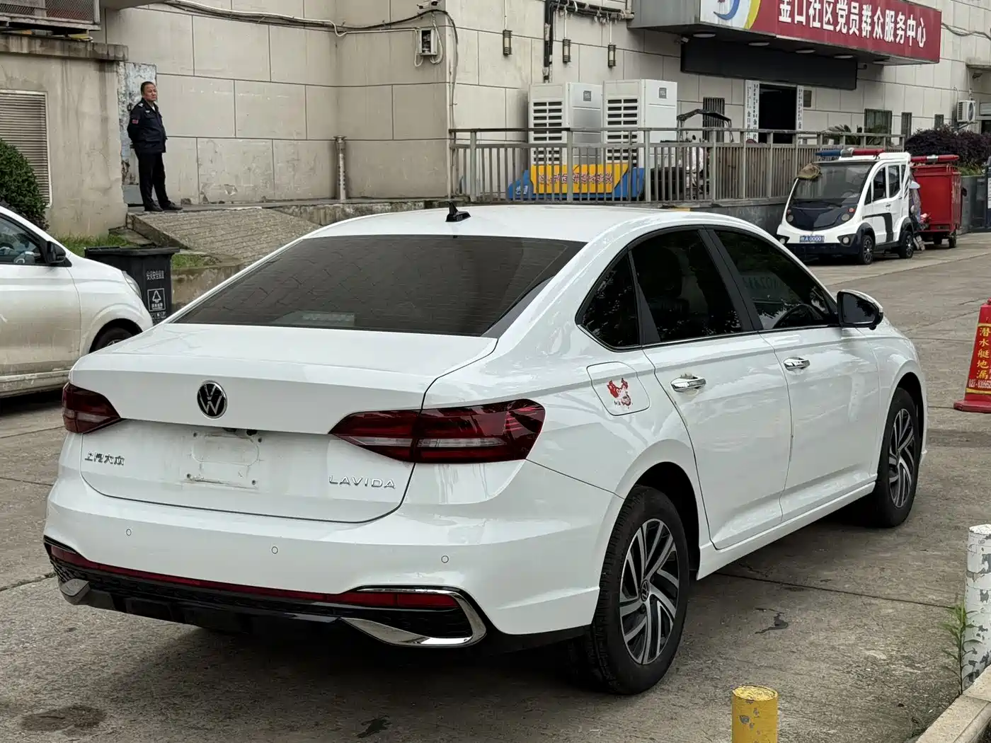 Volkswagen Lavida 2024 Model 1.5L Automatic Starlight 5 Million Edition фото 16