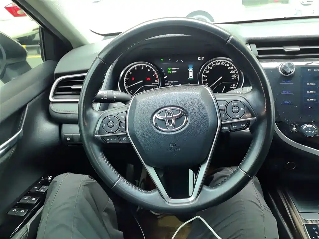 Toyota Camry 2019 2.0G Luxury Edition China VI фото 3