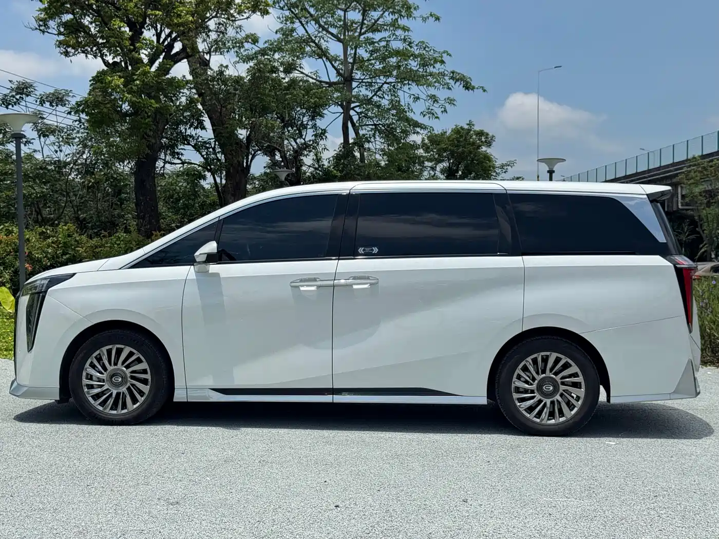 GAC Trumpchi Trumpchi M8 2025 Model Master Series Super Hybrid Edition фото 7