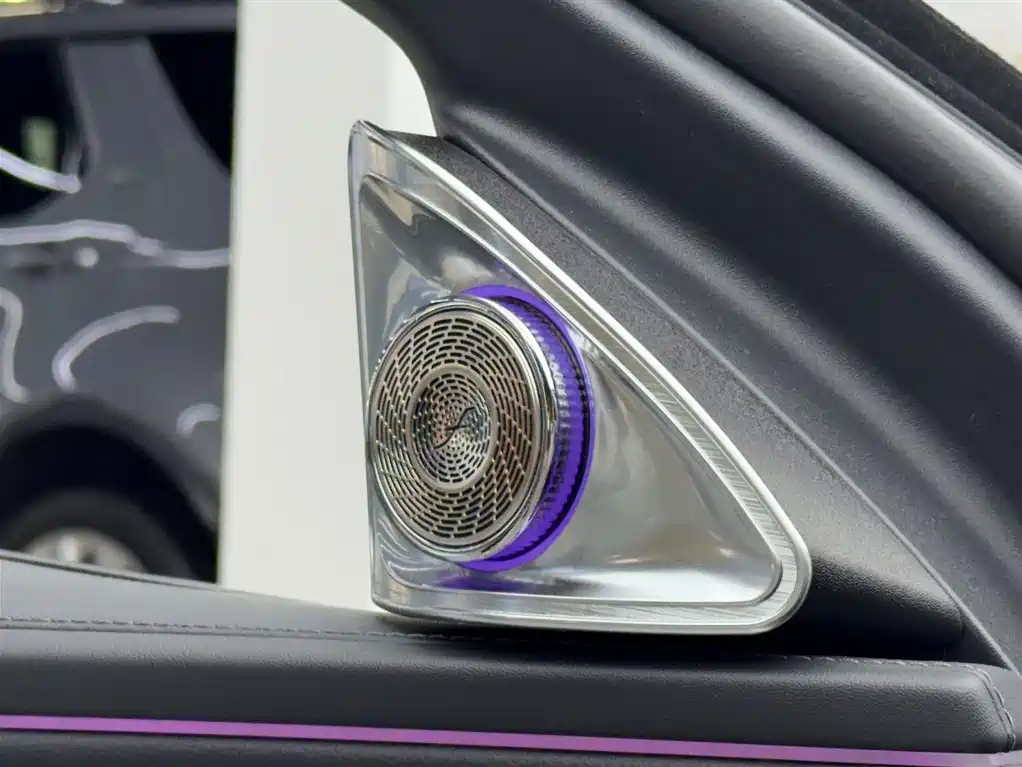 MERCEDES-BENZ E-CLASS (IMPORTED)