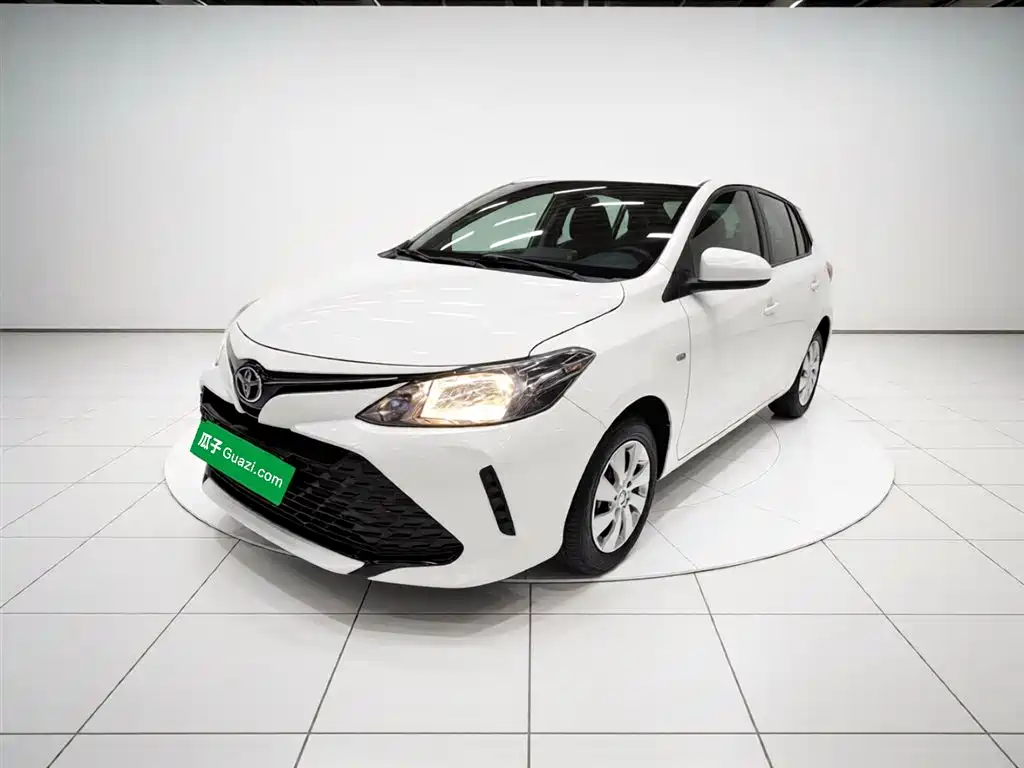 Toyota Vios FS 2017 1.5L CVT Fengchi Edition фото 2