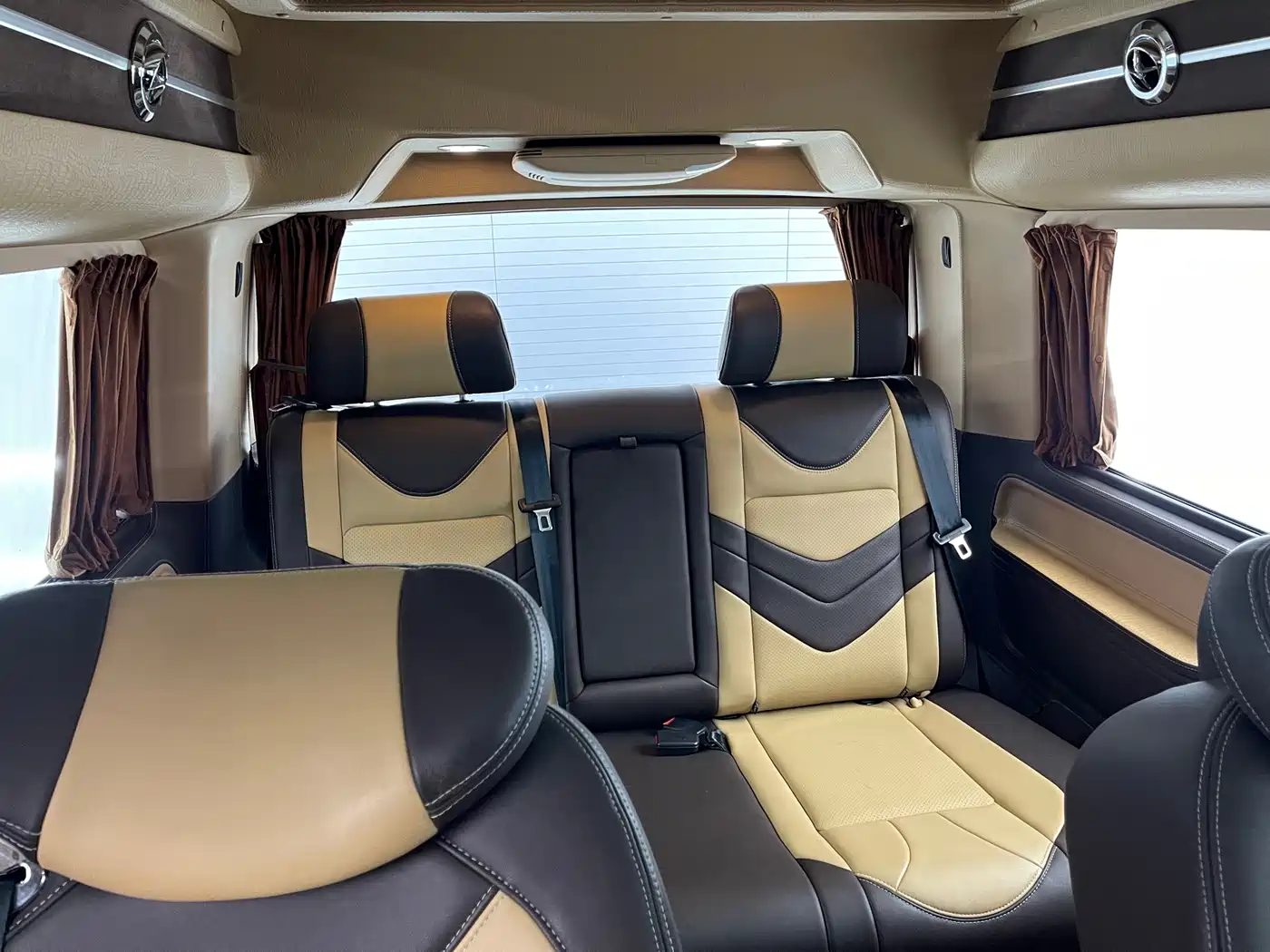 Volkswagen Caravelle 2019 2.0TSI 4WD Luxury 7-seater фото 13