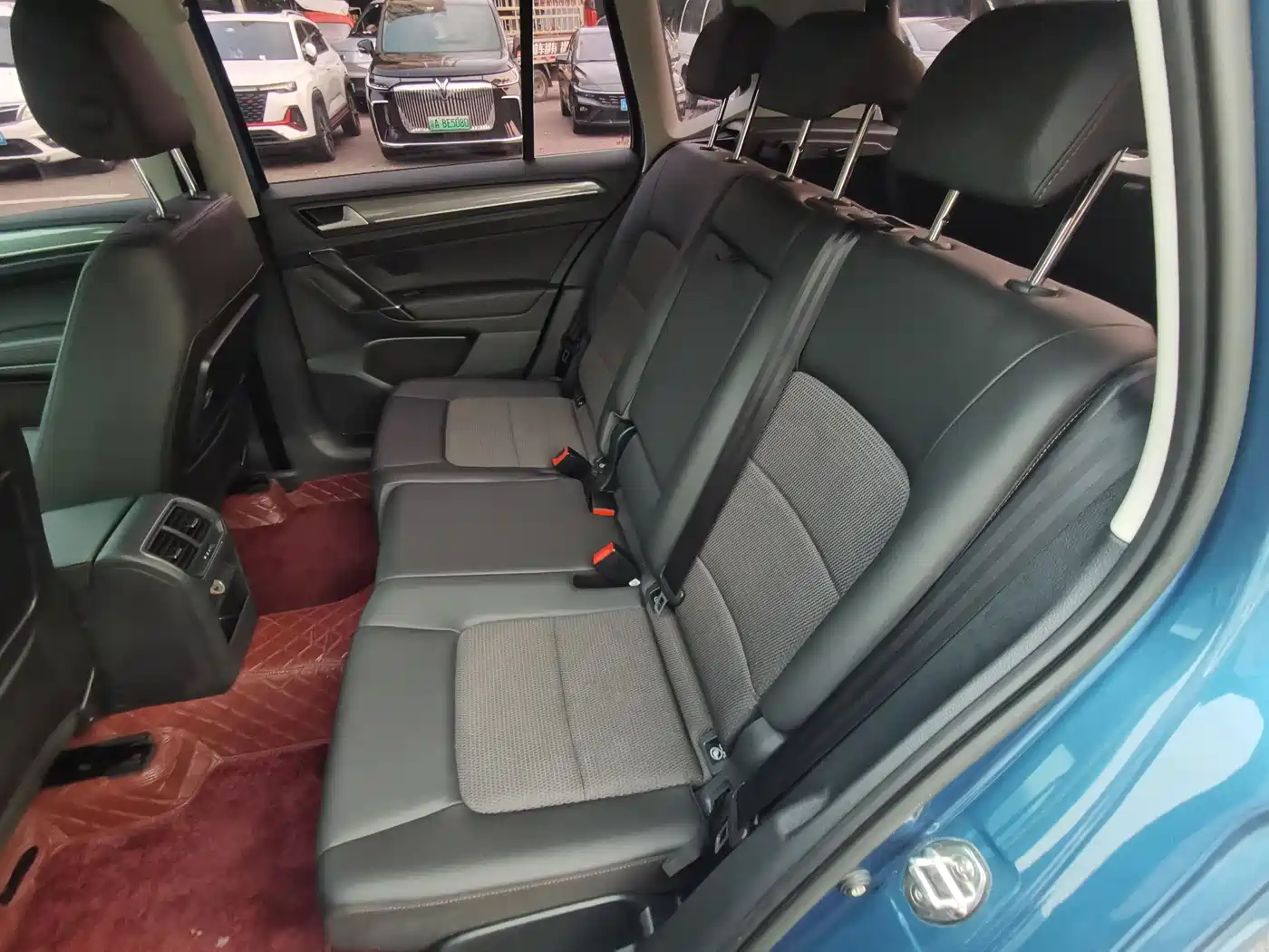 Volkswagen Golf Sportsvan 2018 230TSI Automatic Progressive фото 19
