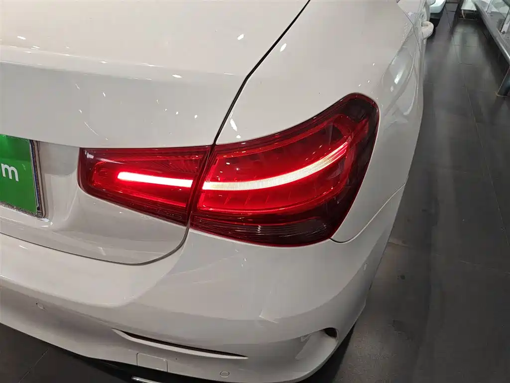 Mercedes-Benz A-Class 2020 A 180 L Sport Sedan фото 24
