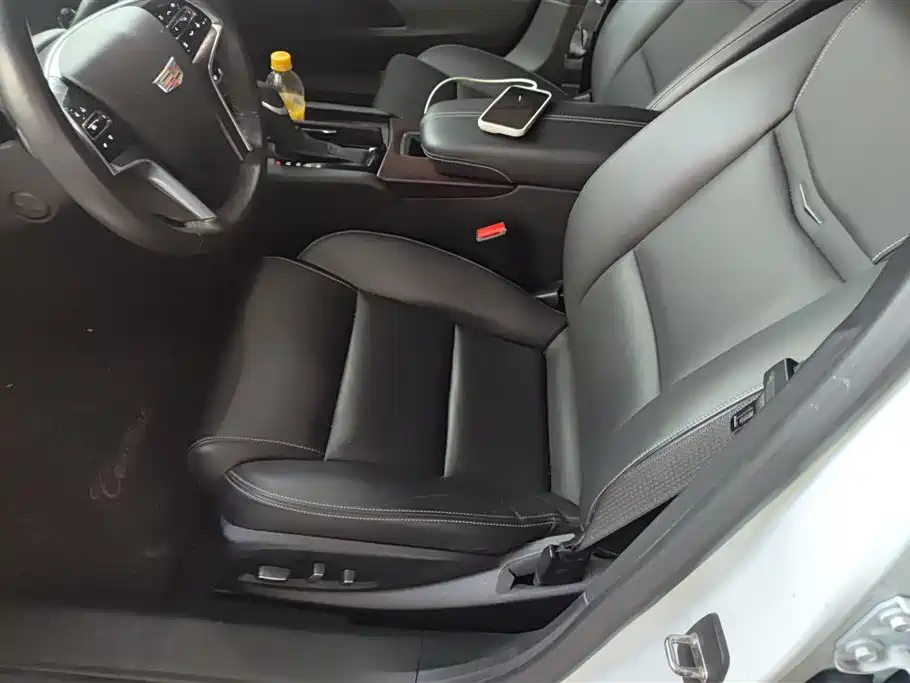 Cadillac XTS 2018 28T Elite фото 9
