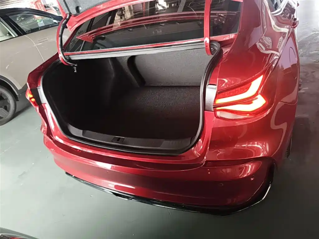 Chevrolet Monza 2019 RS 330T Automatic Thrill Edition China VI фото 19