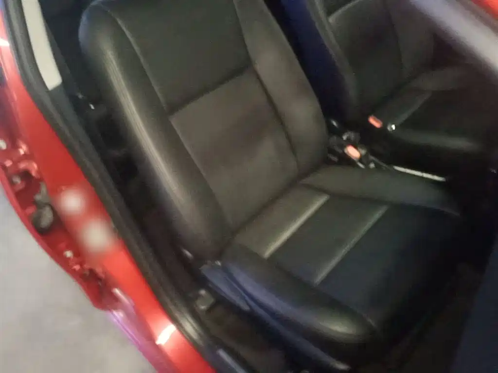 Toyota YARiS L Zhi Xuan 2015 1.5E Auto Charming Edition фото 25