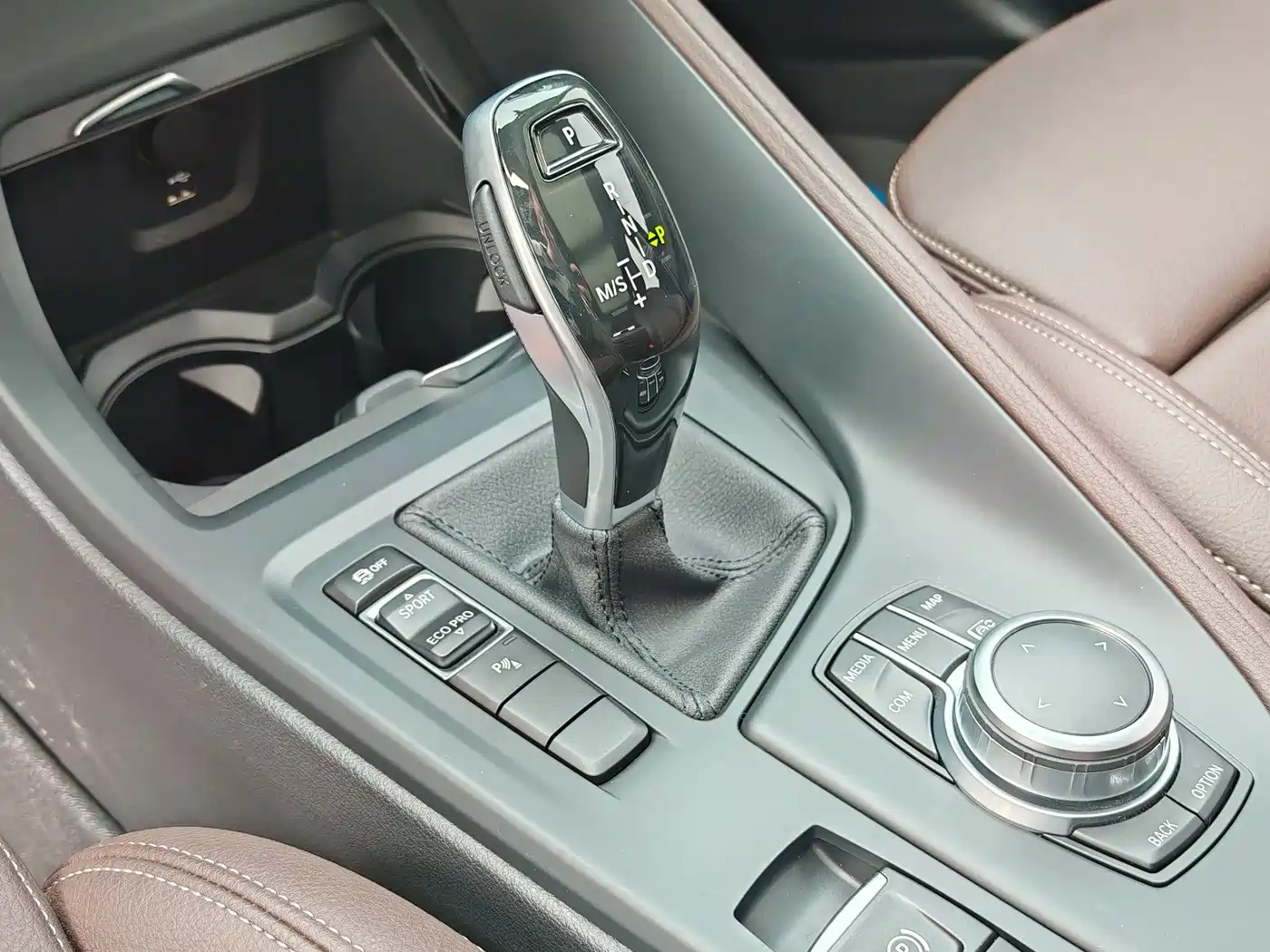 BMW X1 2022 sDrive25Li Leading фото 29