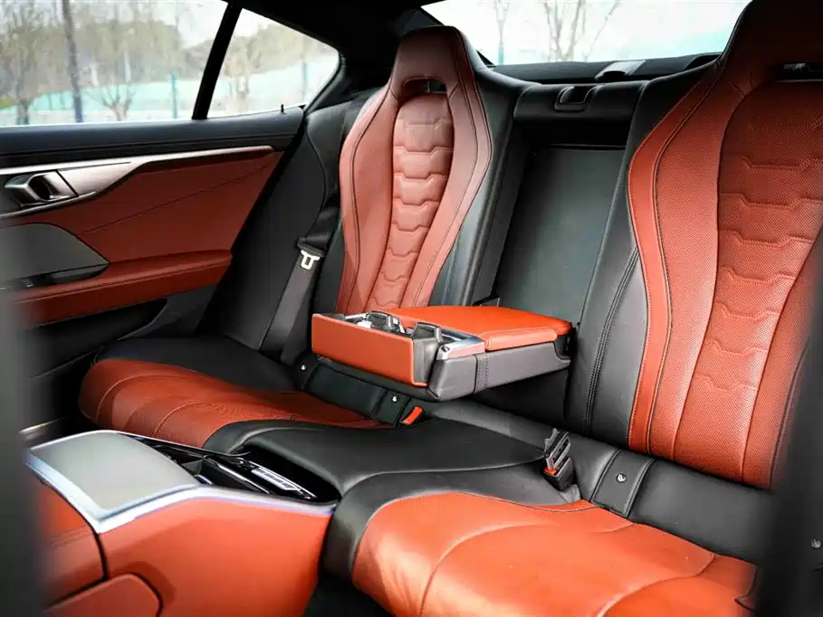 BMW 8 Series 2021 840i 4-door Coupe M Sport Package фото 25