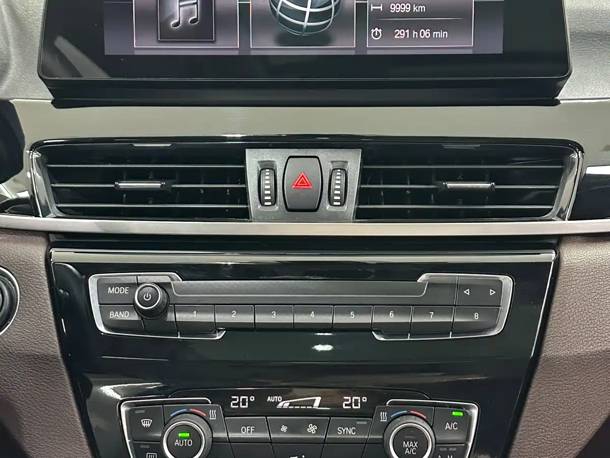 BMW X1 2021 sDrive25Li Leading фото 15