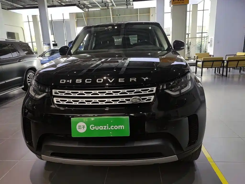 Land Rover Discovery 2018 3.0 SC V6 HSE фото 3