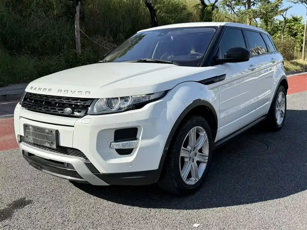 Land Rover Range Rover Evoque 2015 2.0T 5-Door Dynamic Edition