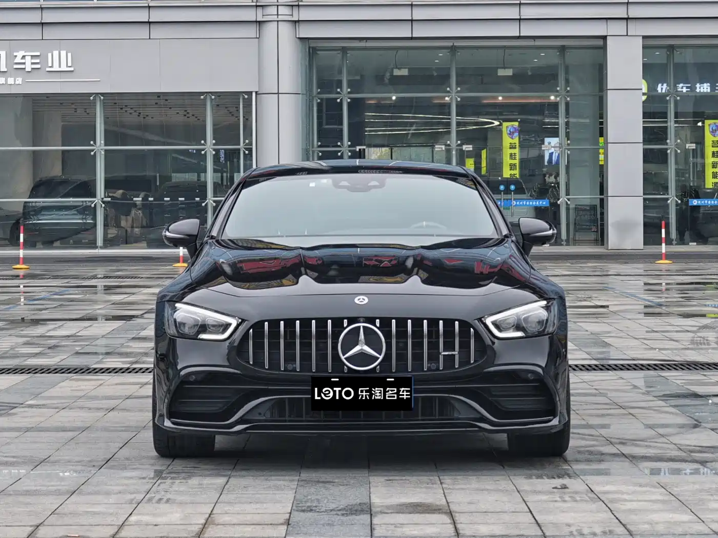 MERCEDES-BENZ AMG GT