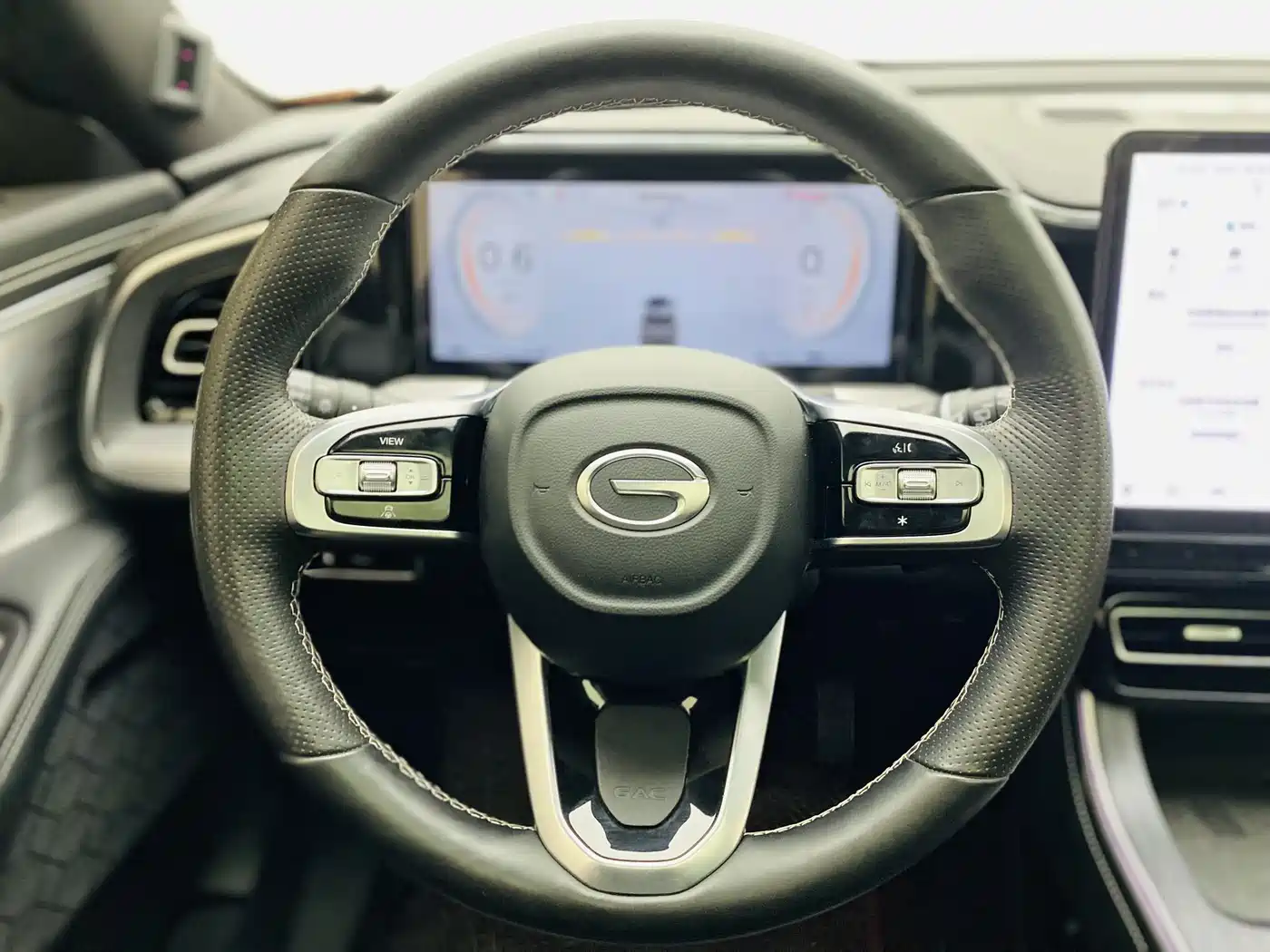 GAC Trumpchi Trumpchi GS8 2024 Navigator Series 2.0TGDI 2WD Luxury Smart Connect Edition фото 13