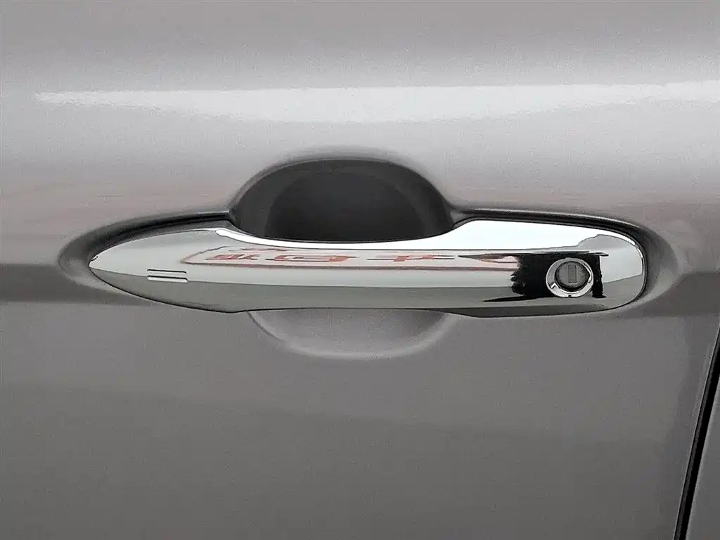 Toyota Camry 2021 Hybrid 2.5HGVP Leading Edition фото 18