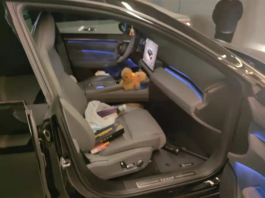 ZEEKR EXTREME KRYPTON 001