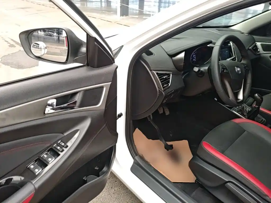 Changan Eado XT 2018 2016 1.6L Manual Stylish Cool Edition