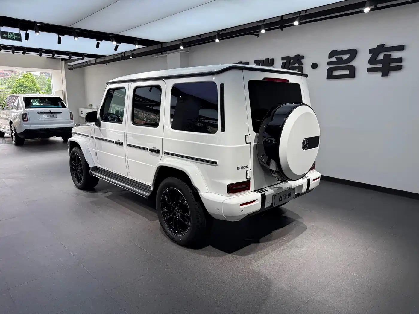 Mercedes-Benz G-Class 2025 G 500 фото 6