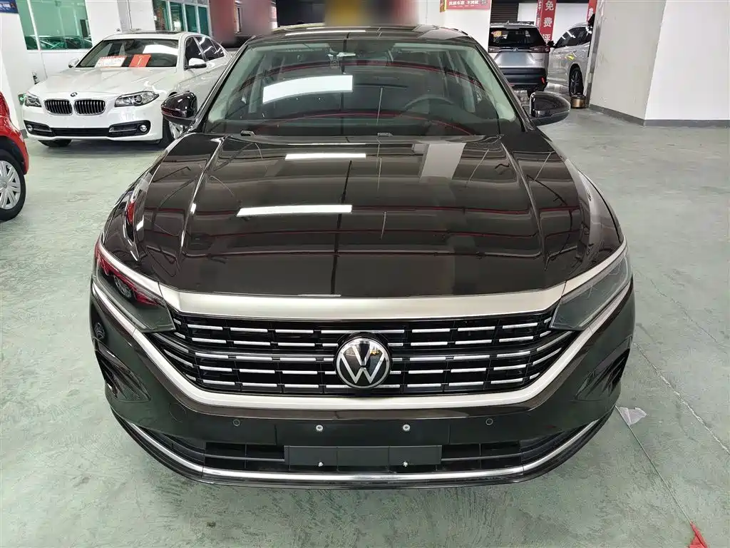 Volkswagen Passat 2023 330TSI Elite Edition фото 7