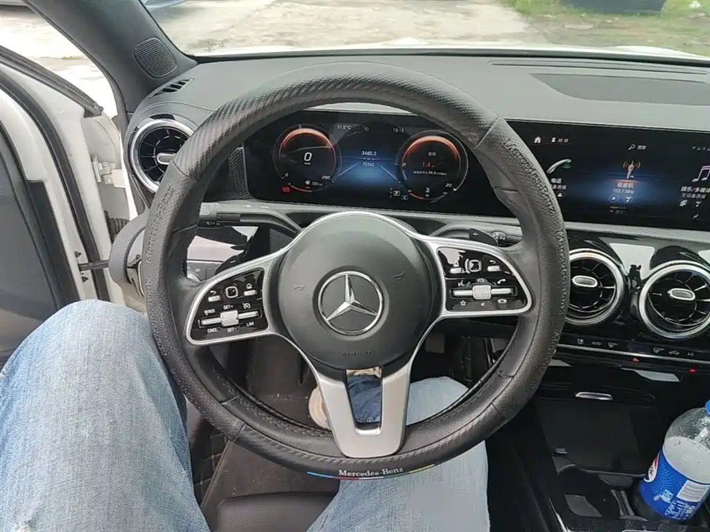 Mercedes-Benz A-Class 2020 Facelift A 200 L Sport Sedan Dynamic фото 11
