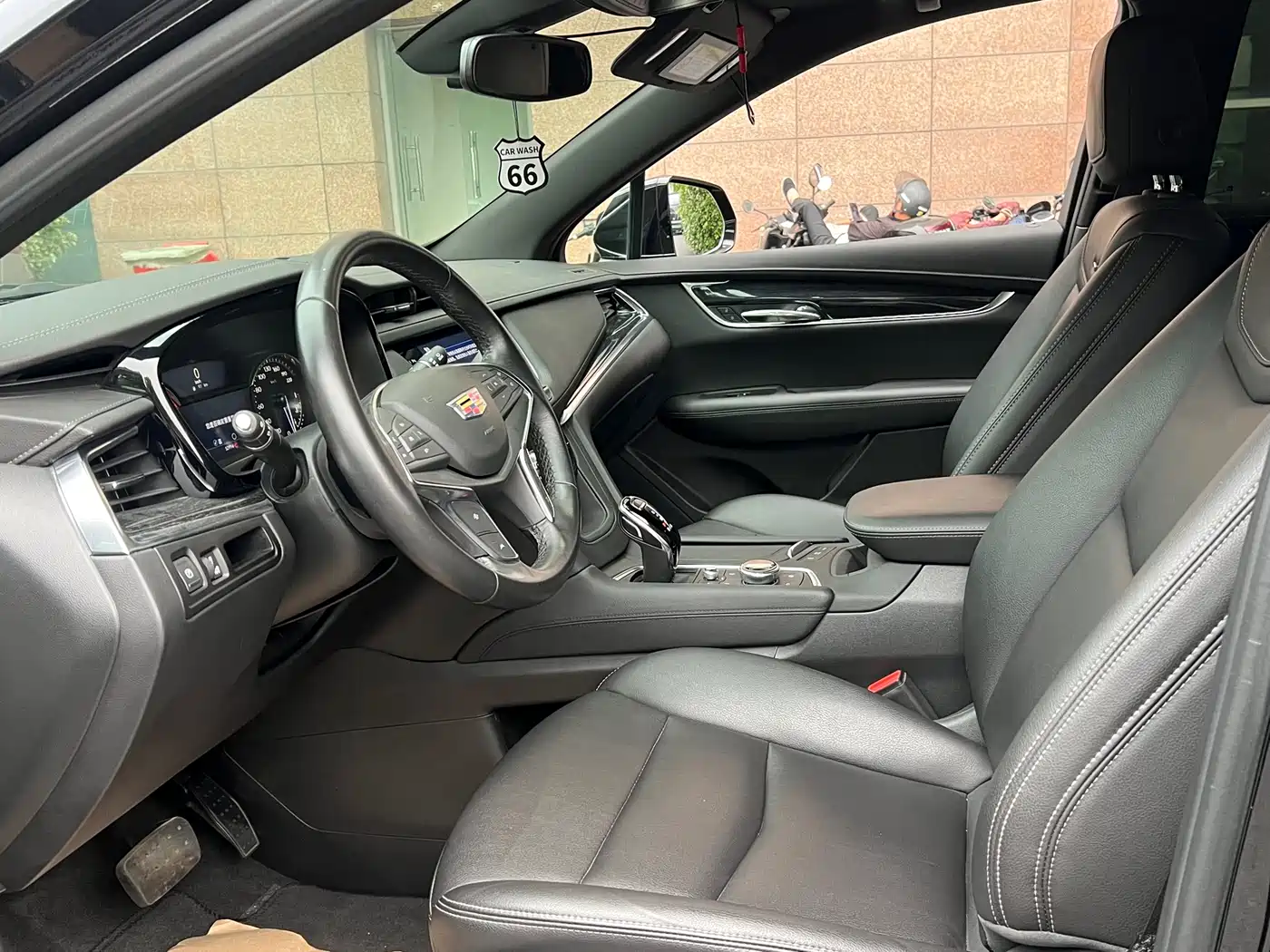 Cadillac XT5 2022 2.0T 2WD Luxury фото 7