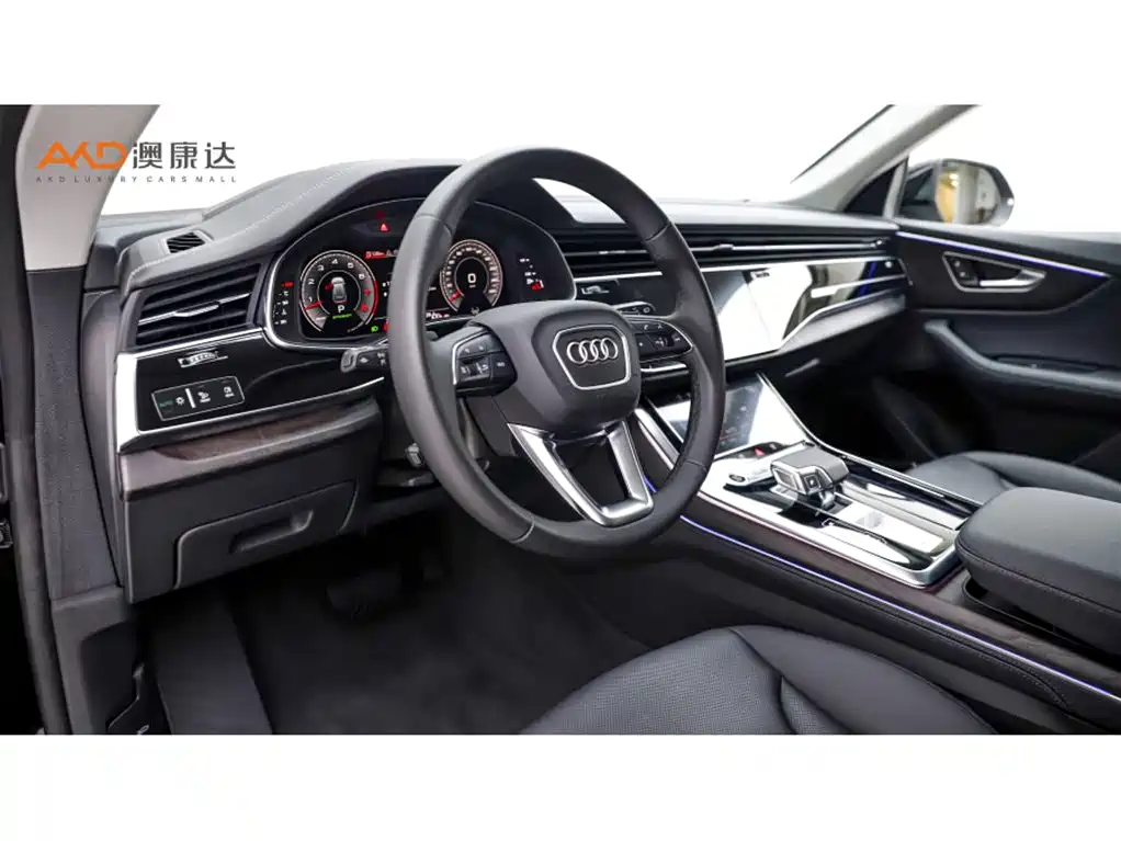 Audi Q8 2023 55 TFSI Luxury Sport фото 6