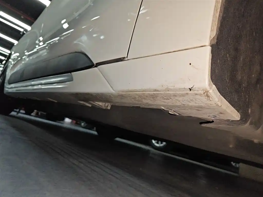 Фото 21 - Ford Mondeo