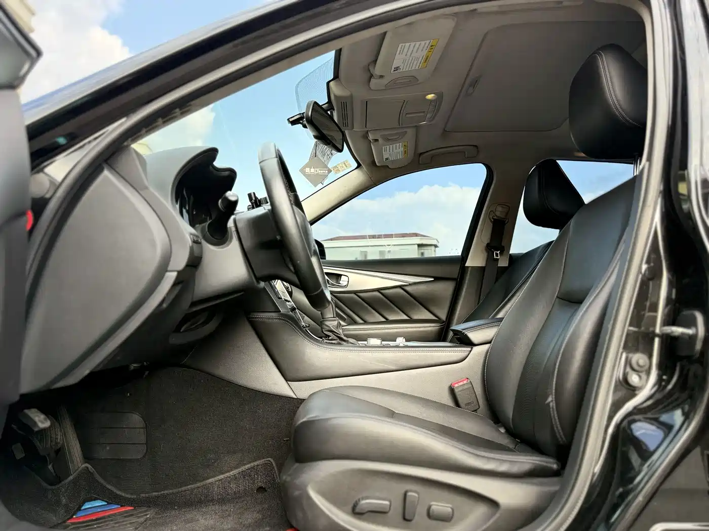 Infiniti Q50L 2018 2018 2.0T Leisure Edition China V