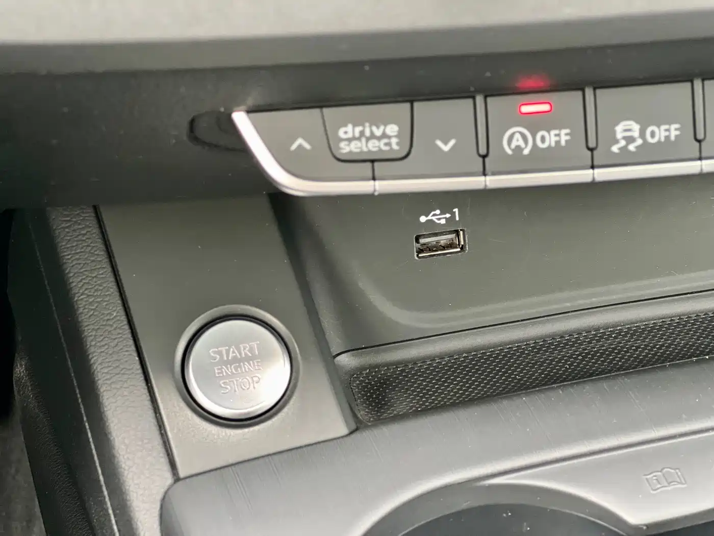 Audi A4L 2019 40 TFSI Progressive (China VI) фото 42