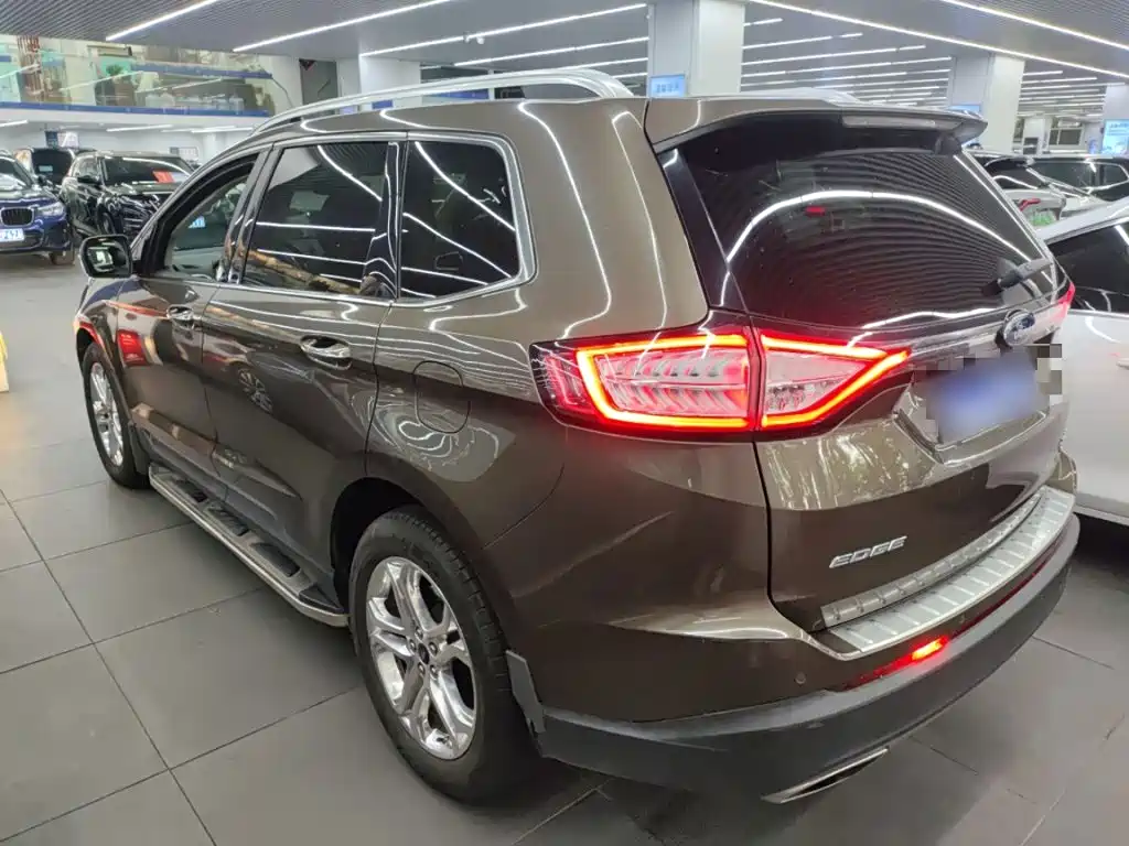 Ford Edge 2018 2016 EcoBoost 245 2WD Luxury 7-Seater