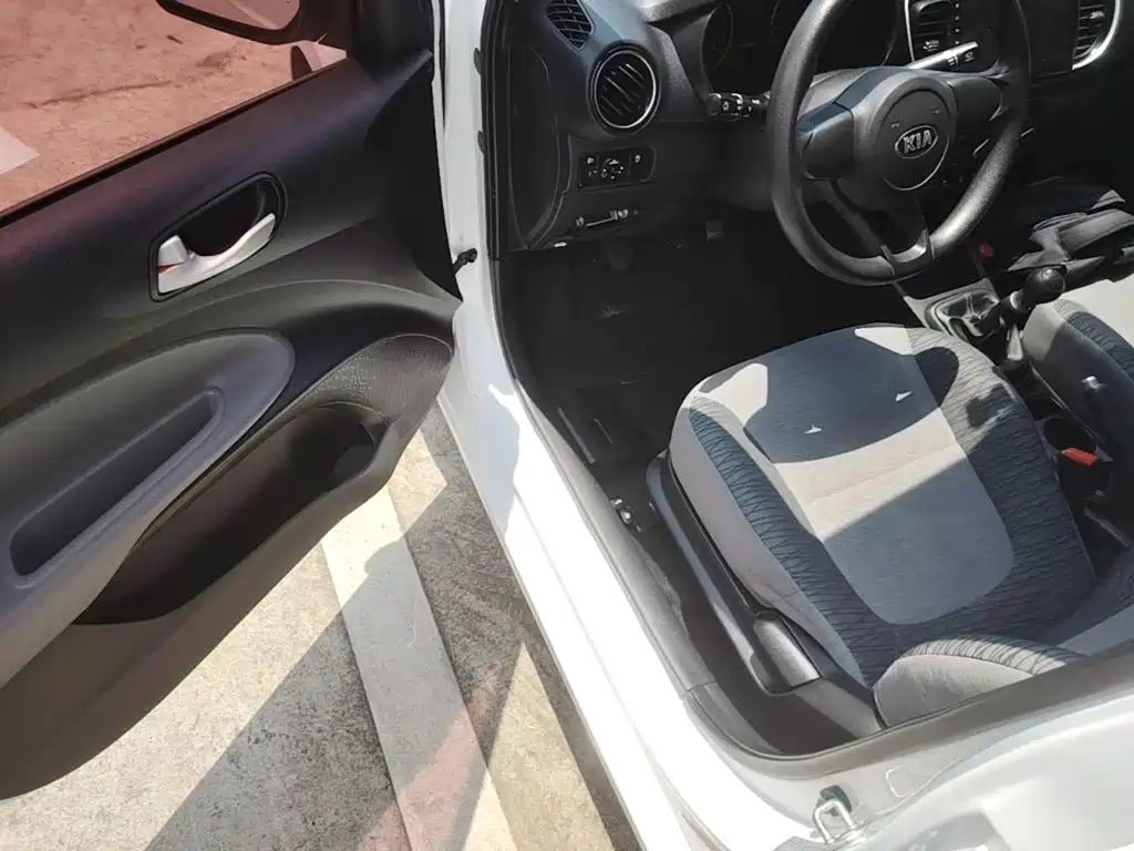 Kia Pegas 2018 2017 1.4L Manual Smart Fashion