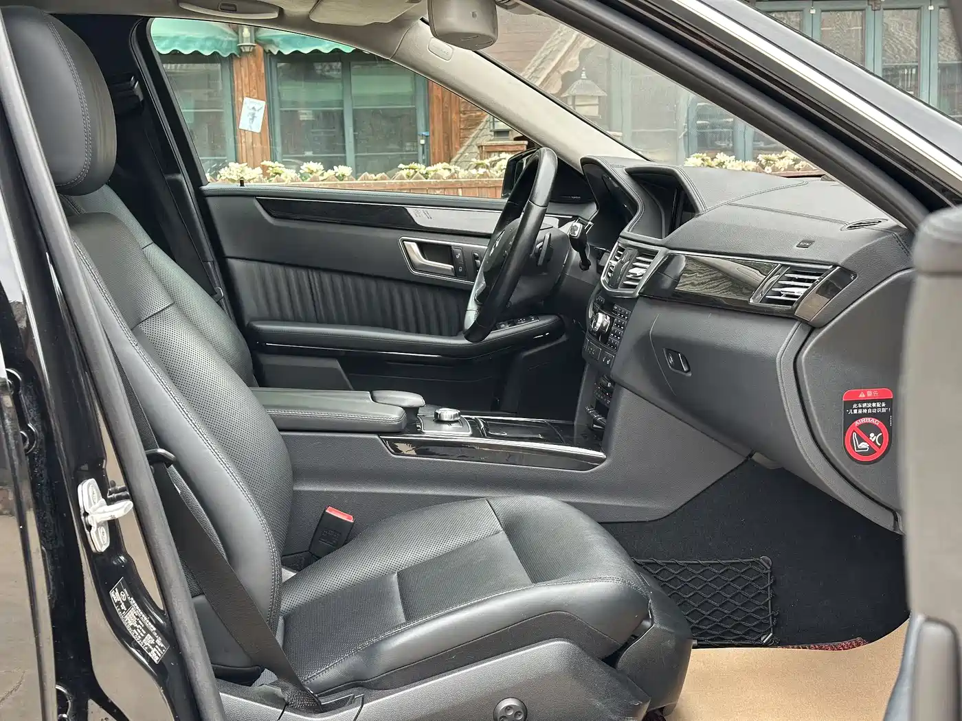 Mercedes-Benz E-Class 2013 E 300 L Fashion Luxury фото 22